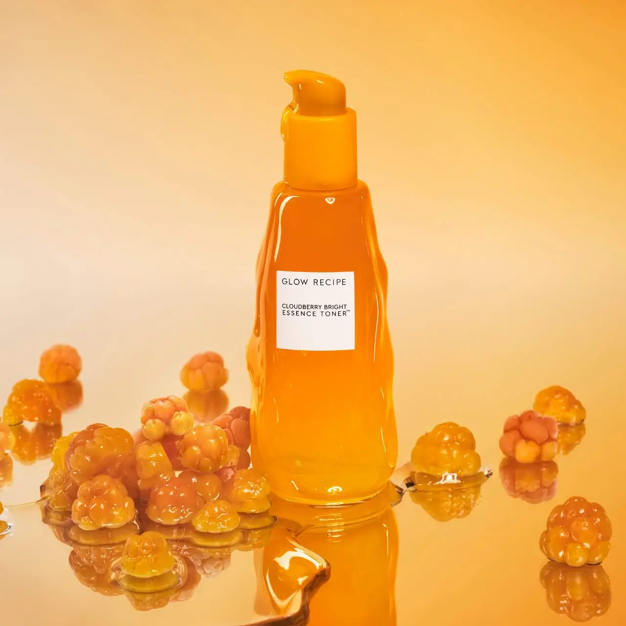 Cloudberry Bright Essence Toner - image 8