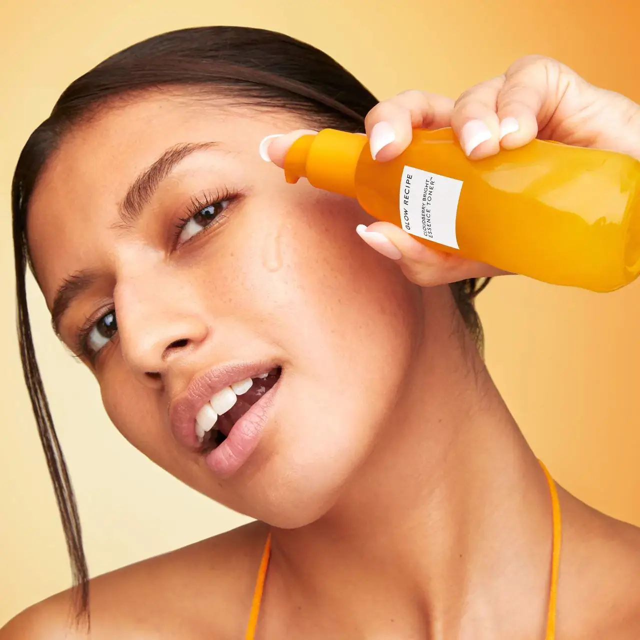 Cloudberry Bright Essence Toner - image 7