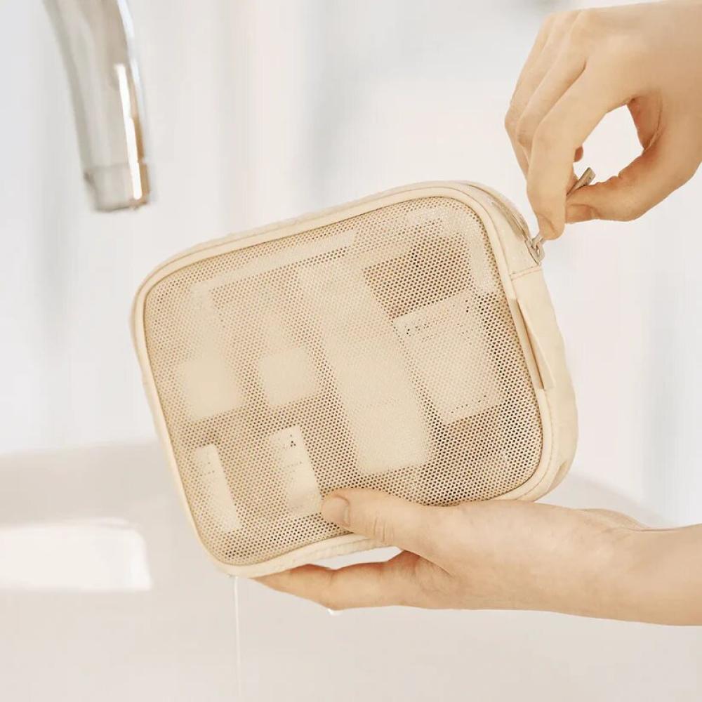 Madagascar Centella Travel Pouch Set  - image 3